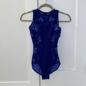 Bloch Patterned Leo